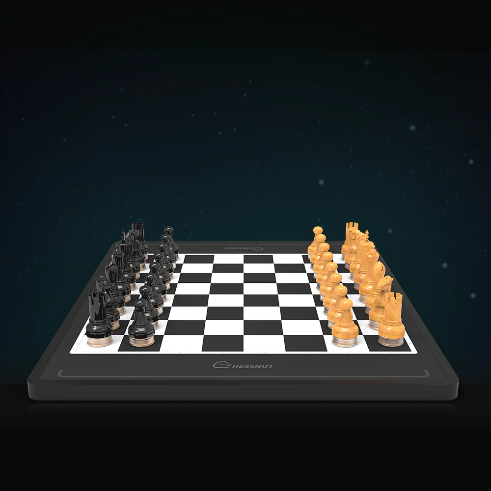 Изображение товара Chessnut Move (деревянные фигуры)